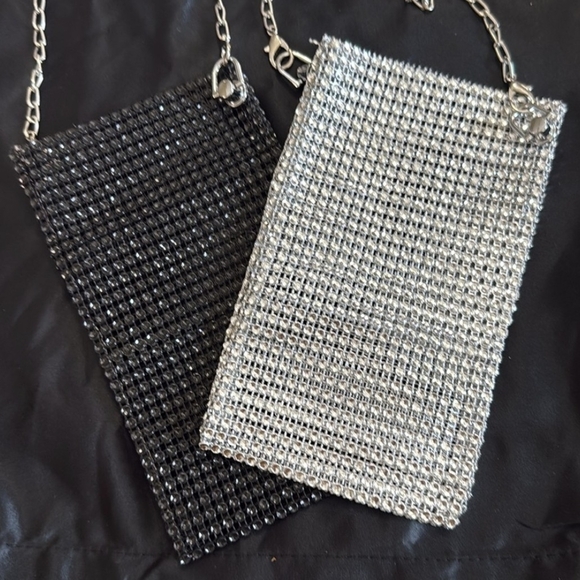 Glitz & Glam Chic Mesh Faux Silver  Cellphone Crossbody Bag NWOT - Picture 10 of 13